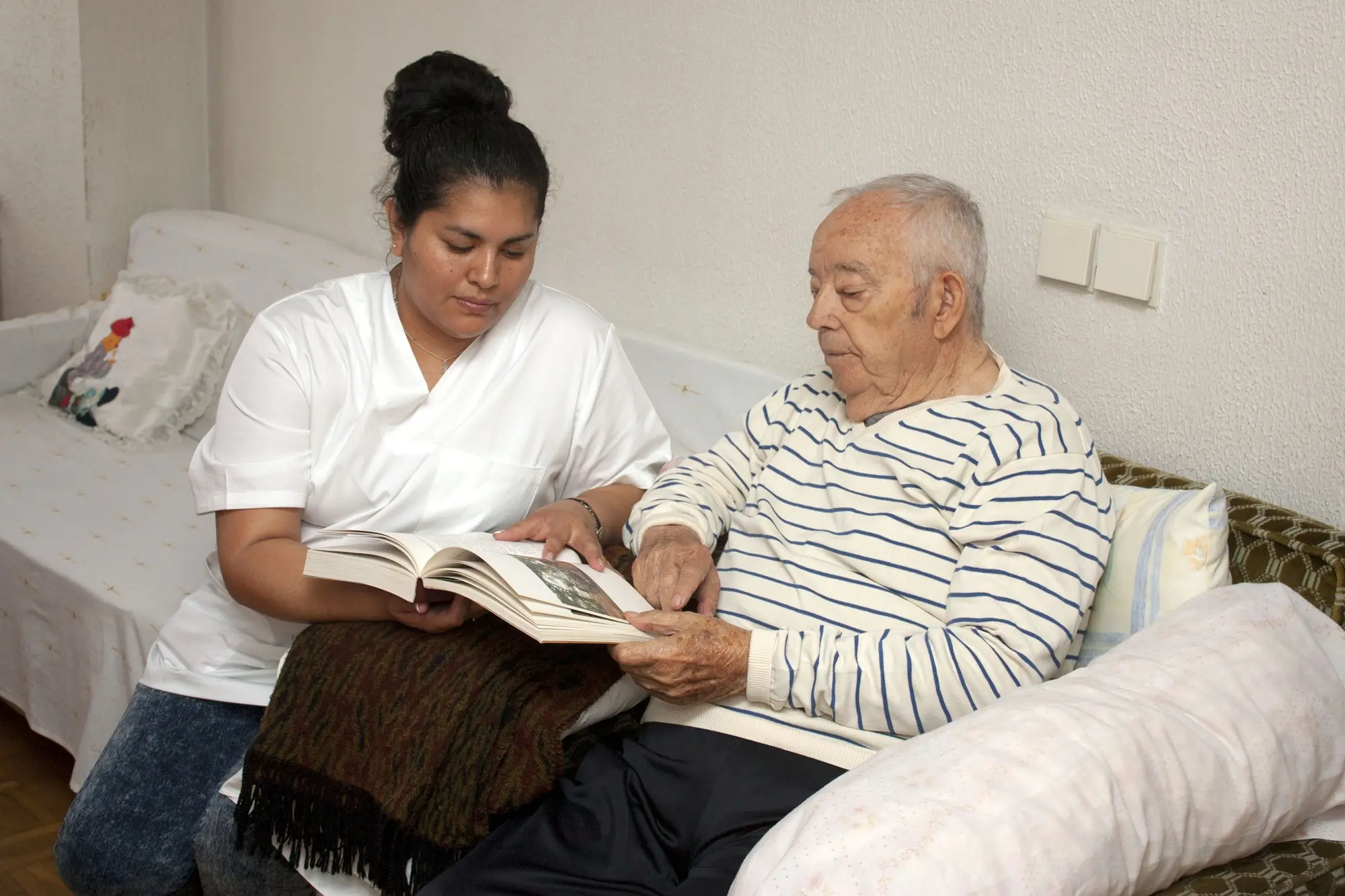 A menudo, las personas que viven con la enfermedad de Alzheimer no son capaces de reconocer a sus propios hijos.
