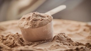 Detectan niveles alarmantes de plomo en las proteínas en polvo más populares del mercado. Detectan niveles alarmantes de plomo en las proteínas en polvo más populares del mercado.
