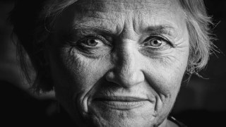 Un estudio revela que el envejecimiento humano se acelera en dos momentos clave de la vida. Un estudio revela que el envejecimiento humano se acelera en dos momentos clave de la vida.