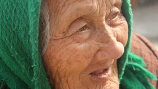Las personas que viven más de 100 años tienen algo en común, y no se trata solo de la alimentación. Las personas que viven más de 100 años tienen algo en común
